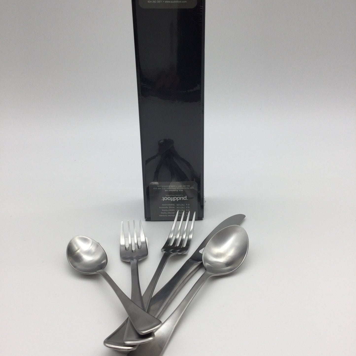 Puddifoot 747 20 Piece Flatware Set